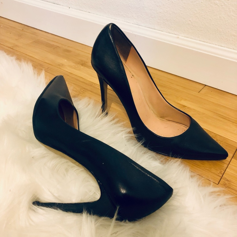 ENZO ANGIOLINI Genuine Leather Black Pump
